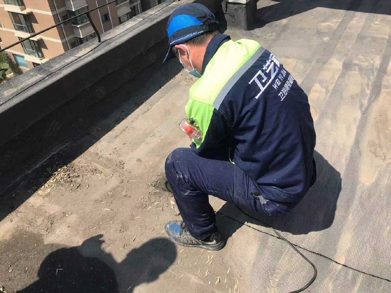 卫艺家房顶防水补漏施工,泰州房顶防水补漏